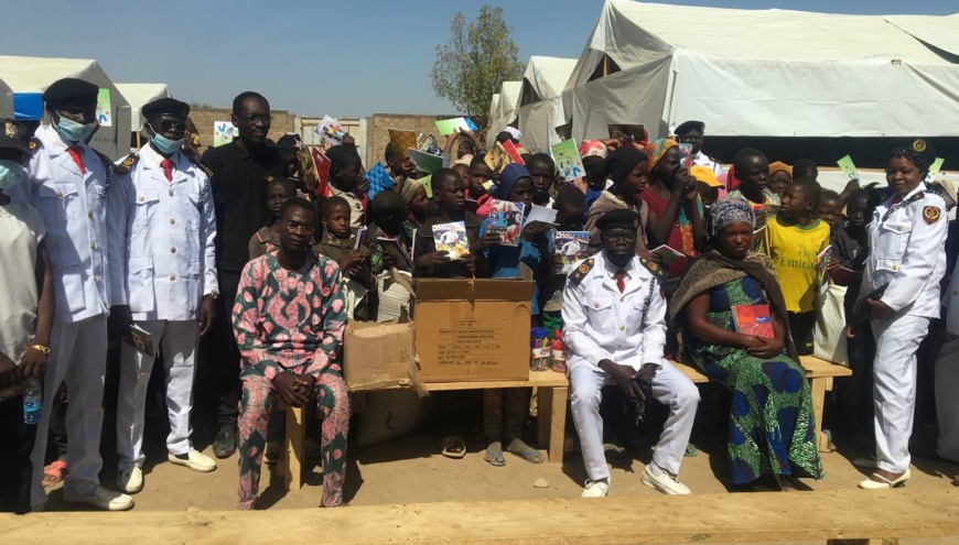 Tchad : l’association chrétienne Think Small remet des dons aux enfants sinistrés de Toukra A Tchad : l’association chrétienne Think Small remet des dons aux enfants sinistrés de Toukra A