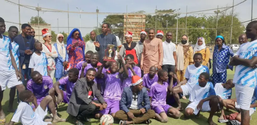 Tchad : un match de football entre les enfants de Dakouna Espoir pour Noël