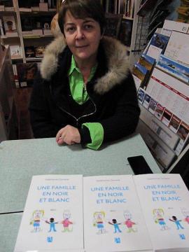 Culture : Une famille en noir et blanc Culture : Une famille en noir et blanc