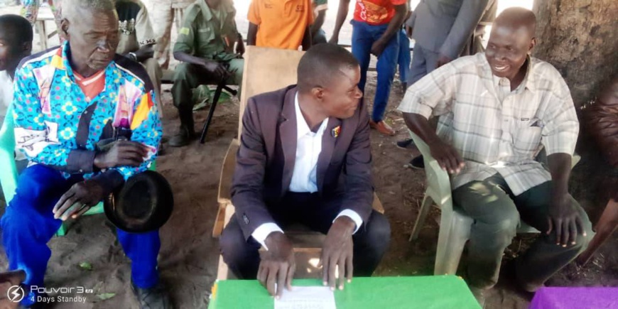 Tchad : le chef de canton Bayaka plaide pour le vivre-ensemble à Guebe Youmale Tchad : le chef de canton Bayaka plaide pour le vivre-ensemble à Guebe Youmale