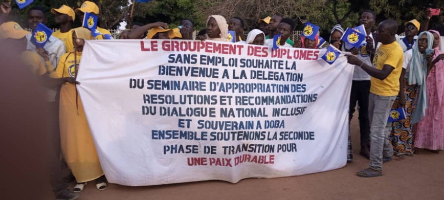 Tchad : les diplômés sans emploi du Logone Oriental plaident leur sort auprès d'une délégation du MPS Tchad : les diplômés sans emploi du Logone Oriental plaident leur sort auprès d'une délégation du MPS