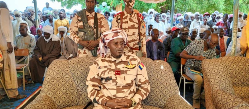 Tchad : le gouverneur du Moyen-Chari rencontre les couches socioprofessionnelles du Lac-Iro Tchad : le gouverneur du Moyen-Chari rencontre les couches socioprofessionnelles du Lac-Iro