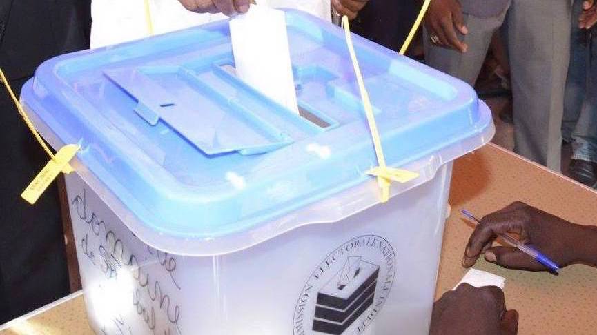 Tchad : nomination des membres de la Commission nationale d'organisation du référendum constitutionnel Tchad : nomination des membres de la Commission nationale d'organisation du référendum constitutionnel