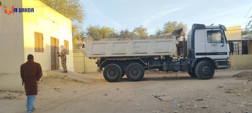 Tchad : tragédie routière entre Abéché et Oumhadjer, 18 morts et 9 blessés graves (bilan provisoire) Tchad : tragédie routière entre Abéché et Oumhadjer, 18 morts et 9 blessés graves (bilan provisoire)