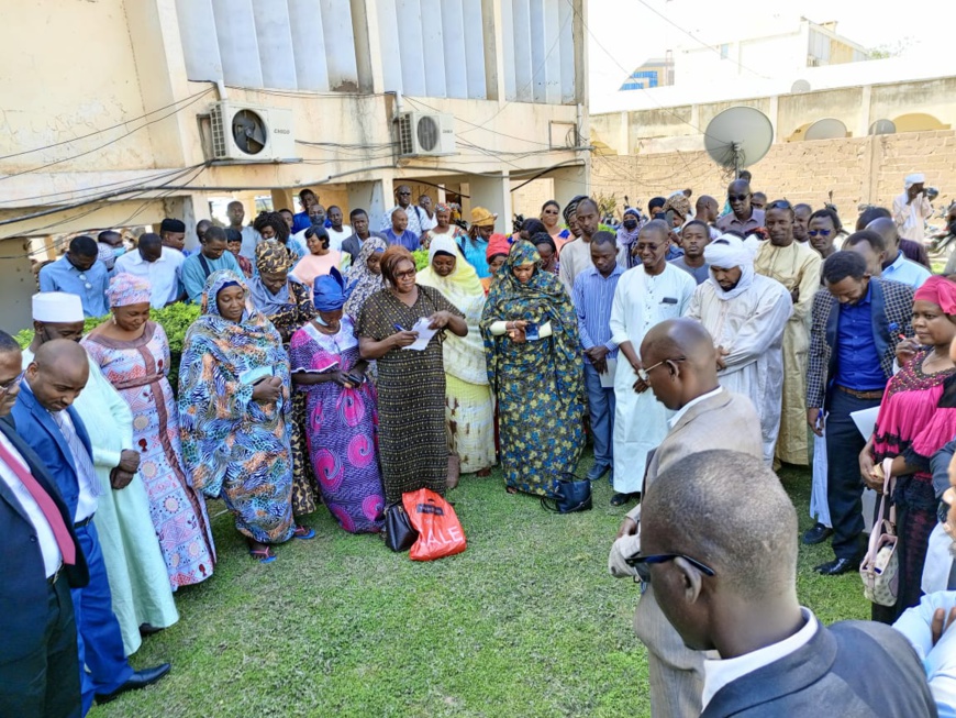 Tchad : "salaire colonial", les agents du ministère de l'Administration réclament une augmentation Tchad : "salaire colonial", les agents du ministère de l'Administration réclament une augmentation