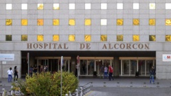 L'infirmière a été admise dans cet hôpital de Madrid lundi © Maxppp L'infirmière a été admise dans cet hôpital de Madrid lundi © Maxppp