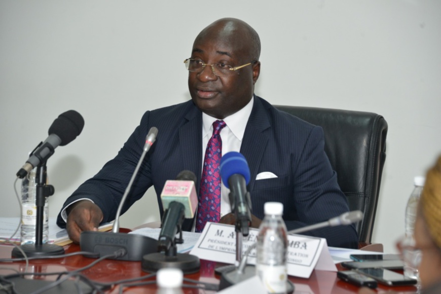 Arcene Niamba livrant son mot liminaire.