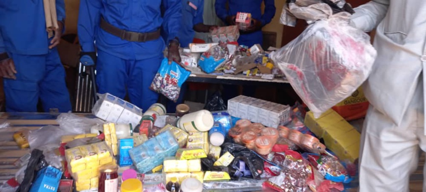 Tchad : la mairie d'Abéché saisit des produits prohibés lors d'une opération de contrôle Tchad : la mairie d'Abéché saisit des produits prohibés lors d'une opération de contrôle