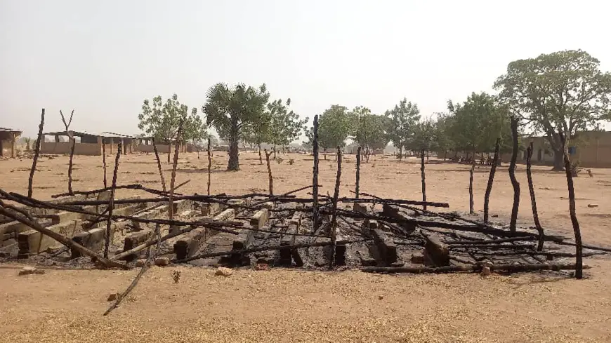 Tchad : des individus incendient un lycée à Kelo, sept salles de classe détruites. © Mahamat Ouda Ousmane/Alwihda Info