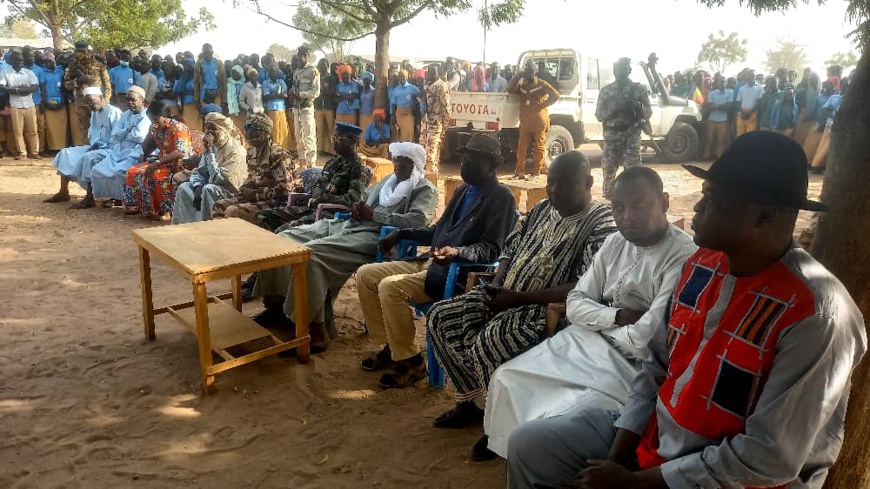 Tchad : les salles de classe reconstruites après l'incendie au lycée n°2 de Kelo Tchad : les salles de classe reconstruites après l'incendie au lycée n°2 de Kelo