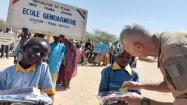 Tchad : remise de kits scolaires à 650 élèves de 13 écoles publiques à Abéché