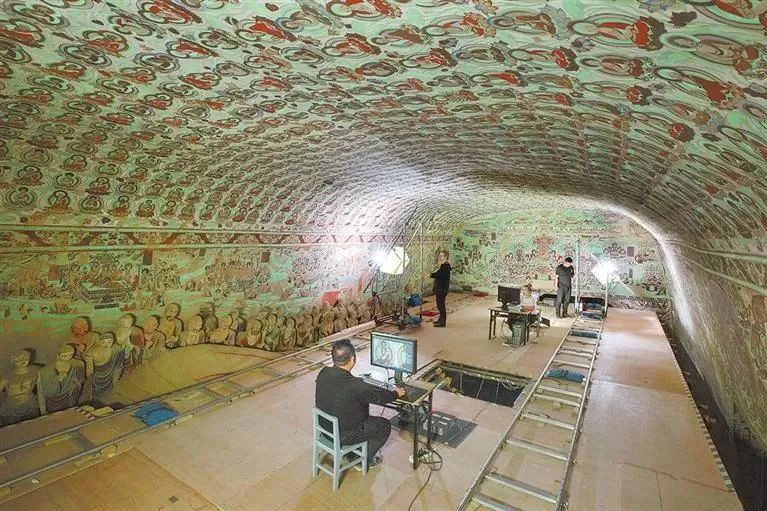 Digital information of the Cave No. 148 at the Mogao Grottoes in Dunhuang, northwest China's Gansu province, is being collected. (Photo from the website of the Dunhuang Academy)