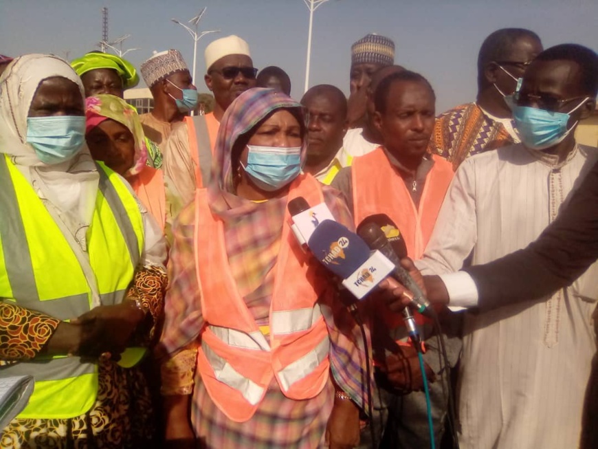 La mairie de N'Djamena et les 10 communes d'arrondissements s'unissent pour une ville plus propre La mairie de N'Djamena et les 10 communes d'arrondissements s'unissent pour une ville plus propre