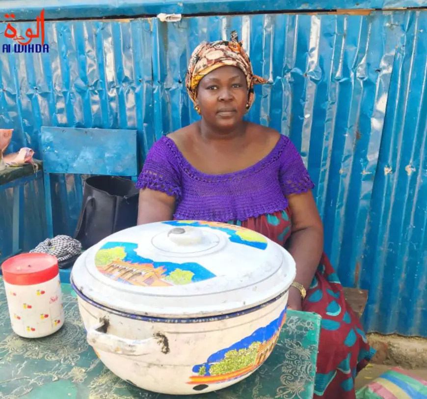 Tchad : Maman "Akoutha", 23 ans à la faculté d'Ardep-Djoumal, "une main pour des milliers d'étudiants"