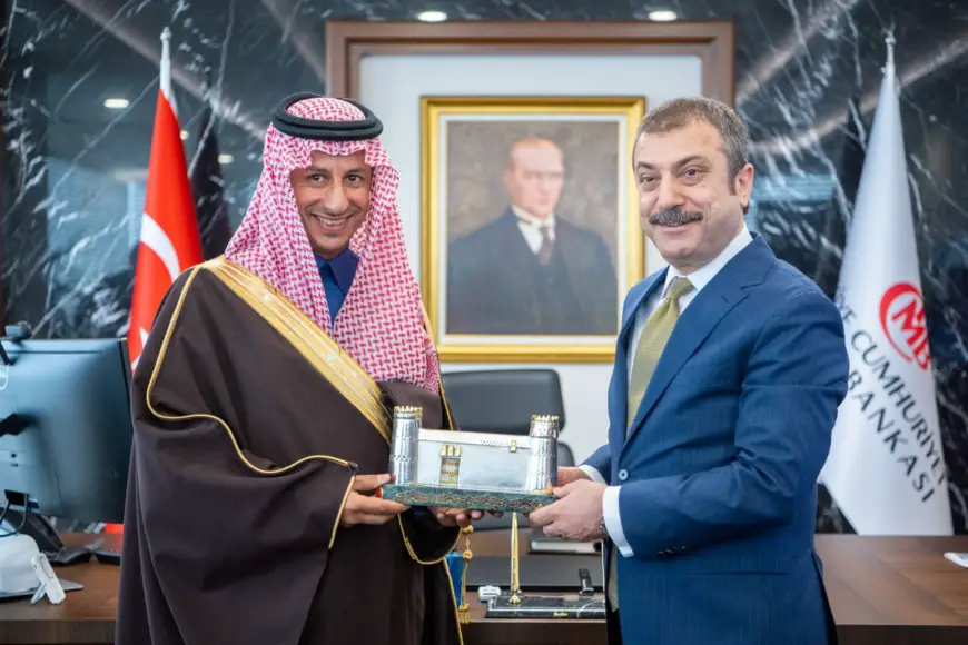 L’Arabie saoudite dépose 5 milliards de dollars à la Banque centrale de Turquie