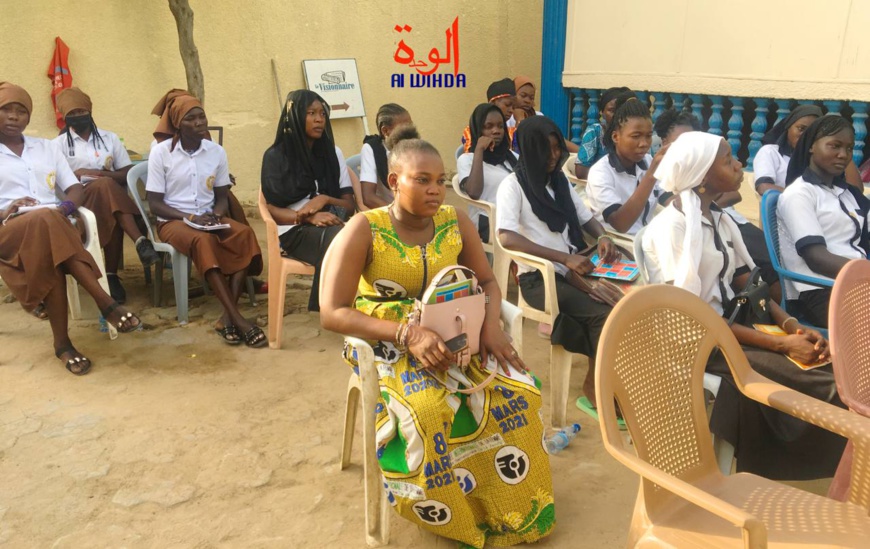 Tchad : les femmes journalistes de Vision FM appellent à relever les défis de la société en perpétuelle mutation Tchad : les femmes journalistes de Vision FM appellent à relever les défis de la société en perpétuelle mutation
