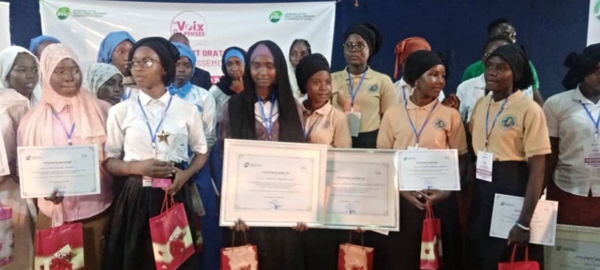 Tchad : Le lycée Amoul de Faracha remporte la 3e édition du concours d'art oratoire féminin inter-établissements Tchad : Le lycée Amoul de Faracha remporte la 3e édition du concours d'art oratoire féminin inter-établissements