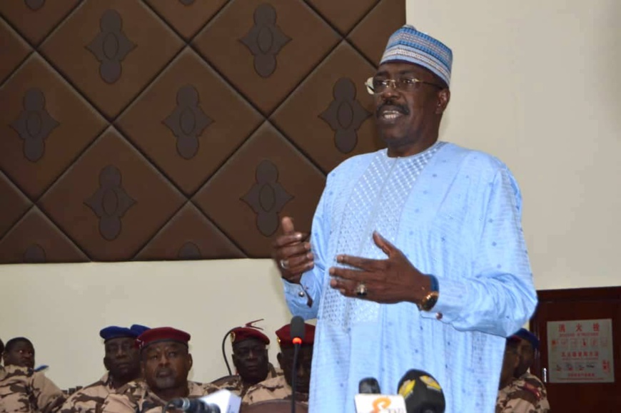 Tchad : le ministre des Armées prévoit un départ échelonné à la retraite des militaires Tchad : le ministre des Armées prévoit un départ échelonné à la retraite des militaires