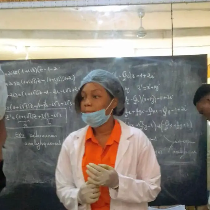 Tchad : Ronnelle Viviane, du droit à la cosmétique, un parcours inspirant pour les diplômés sans emploi