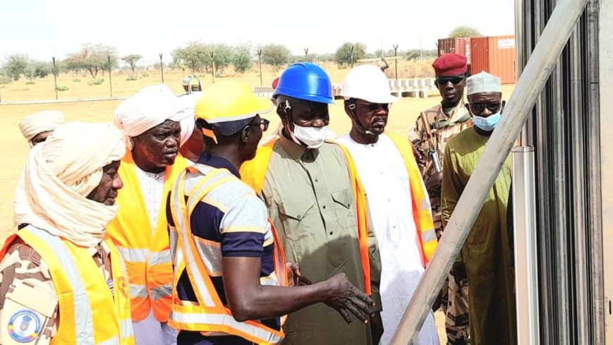 Tchad : au Batha, le gouverneur de la province inspecte la centrale électrique d'Ati