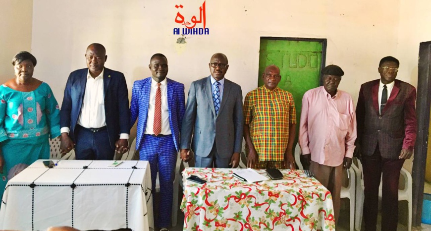 Les partis fédéralistes du Tchad alertent sur le référendum constitutionnel Les partis fédéralistes du Tchad alertent sur le référendum constitutionnel