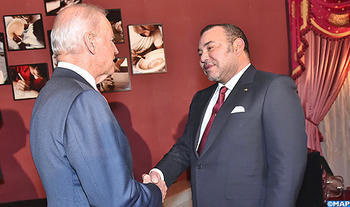 Entretien entre le Roi du Maroc et  le Vice-Président américain à Fès
