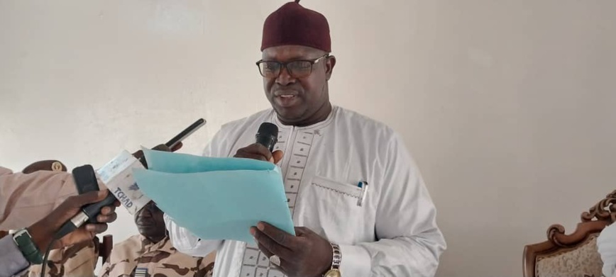 Tchad : le nouveau délégué en charge de la jeunesse du Ouaddaï installé Tchad : le nouveau délégué en charge de la jeunesse du Ouaddaï installé