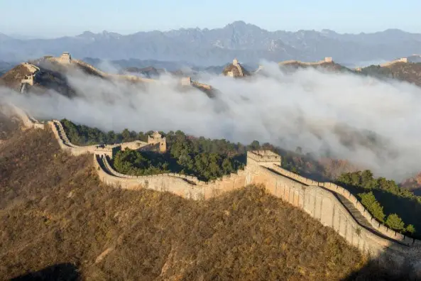Photo shows a section of the Great Wall in Luanping county, Chengde, north China's Hebei province. (Photo by Zhou Wanping/People's Daily Online)