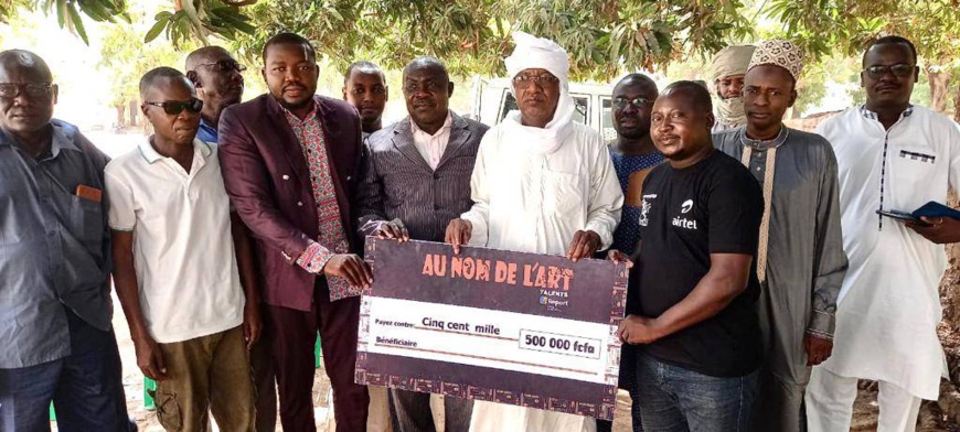 Tchad : Singso Noé, jeune artiste talentueux de Kelo, remporte un prix Tchad : Singso Noé, jeune artiste talentueux de Kelo, remporte un prix