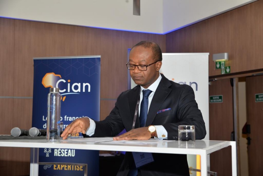 Investissement : le Cameroun expose sur ses potentialités économiques à Paris Investissement : le Cameroun expose sur ses potentialités économiques à Paris