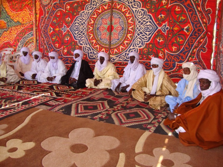 Reuni hier à Zouar, la population de cette localité dise non à la nommination Adoum Issa comme chef de canton et s'adresse à l'Etat. Reuni hier à Zouar, la population de cette localité dise non à la nommination Adoum Issa comme chef de canton et s'adresse à l'Etat.