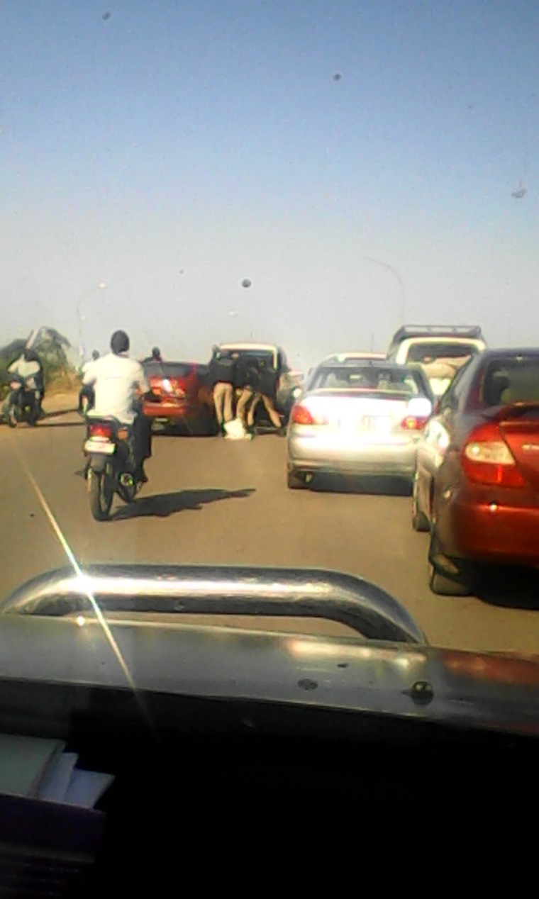 Tchad : Les douaniers sont-ils vomis par la population ? Tchad : Les douaniers sont-ils vomis par la population ?