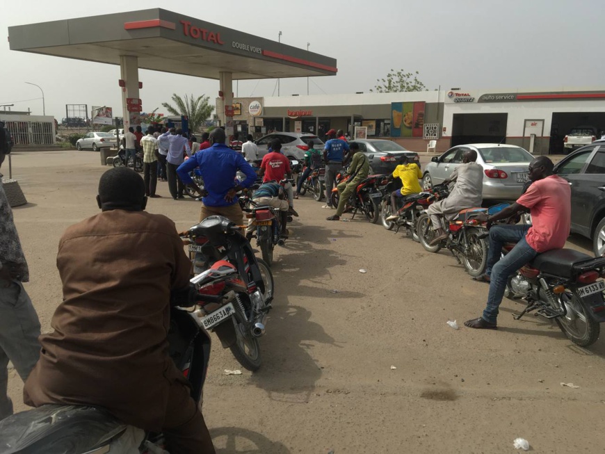 Tchad : le ministère des Hydrocarbures prend des mesures pour résoudre la crise de carburant Tchad : le ministère des Hydrocarbures prend des mesures pour résoudre la crise de carburant