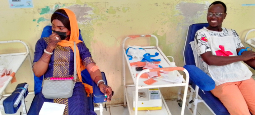 Tchad : des volontaires mobilisés pour donner leur sang Tchad : des volontaires mobilisés pour donner leur sang