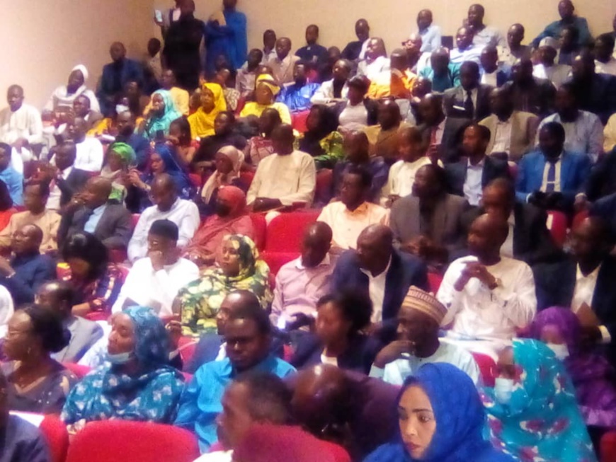 Le Tchad cherche à renforcer son secteur des assurances : lancement d'un atelier de travail Le Tchad cherche à renforcer son secteur des assurances : lancement d'un atelier de travail