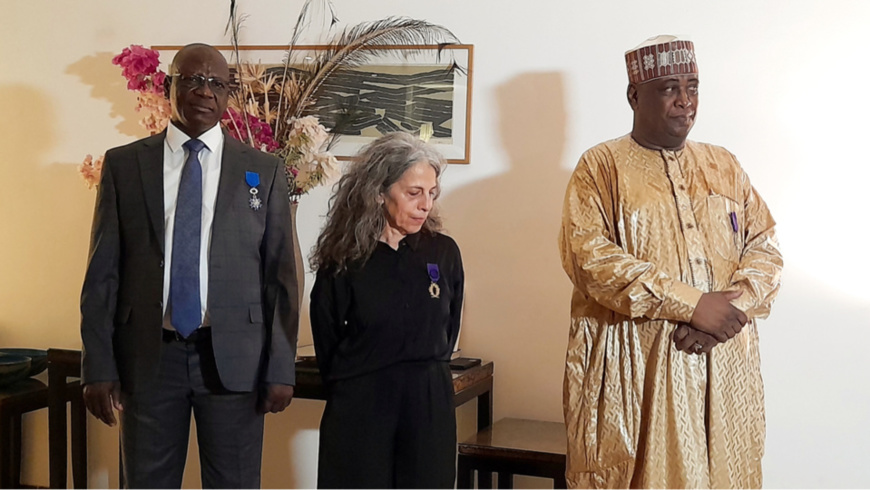 L'ambassadeur de France décore trois acteurs clés de l'enseignement au Tchad
