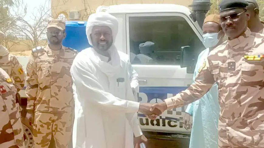 Tchad : un véhicule remis à la sous-direction de la police judiciaire du Nord-Est au Ouaddaï