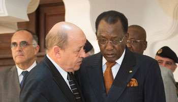 Le Drian et Déby Itno. © Martin Bureau/Photo AFP Le Drian et Déby Itno. © Martin Bureau/Photo AFP