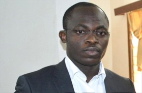 Que cherche Adrien Poussou au cabinet de Manuel Valls à Paris ? Que cherche Adrien Poussou au cabinet de Manuel Valls à Paris ?