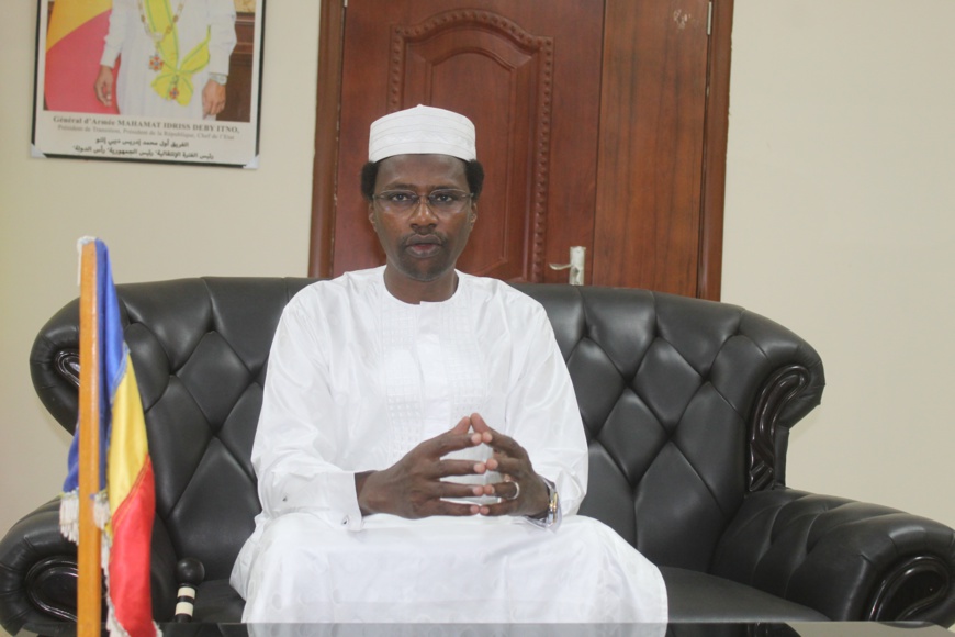 Tchad : le gouverneur du Kanem consulte les leaders des associations de jeunes de Mao Tchad : le gouverneur du Kanem consulte les leaders des associations de jeunes de Mao