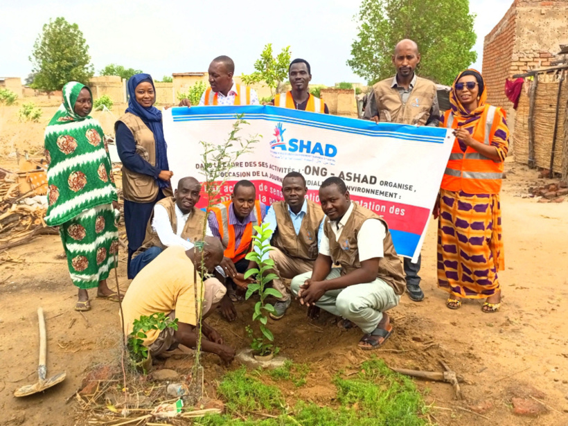 Tchad : l'ONG ASHAD sensibilise la population d'Amdourmane à travers la plantation d'arbres