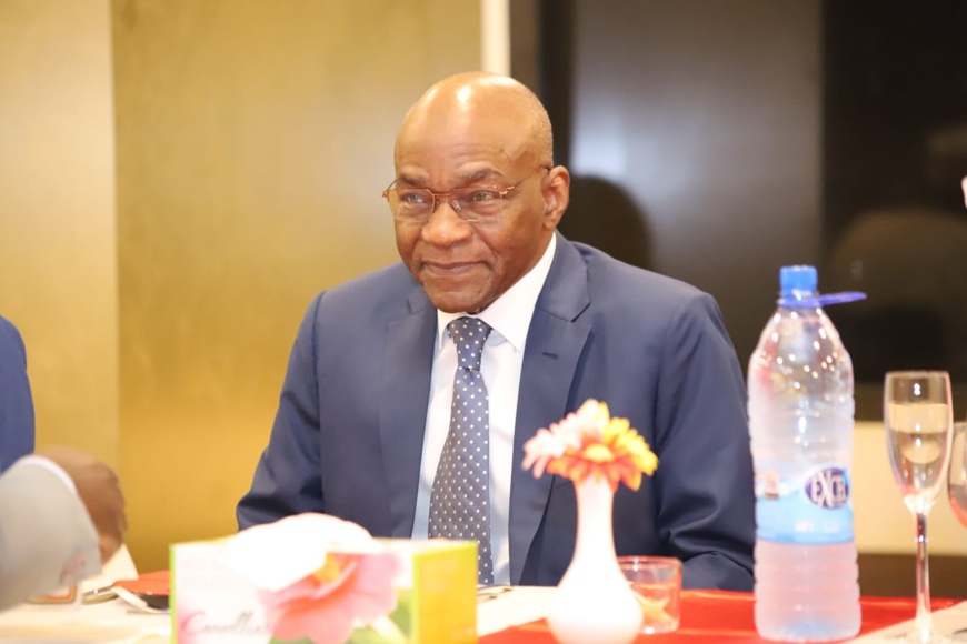 Tchad : le PM encourage les investissements nationaux et prône le développement de la production locale Tchad : le PM encourage les investissements nationaux et prône le développement de la production locale