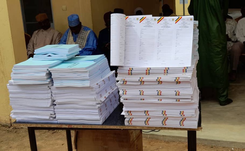 Tchad : un père polygame donne le même prénom à deux de ses enfants et s'en rend compte bien après Tchad : un père polygame donne le même prénom à deux de ses enfants et s'en rend compte bien après