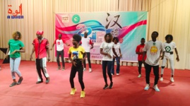 Tchad : l'Institut Confucius récompense ses lauréats à l'occasion de son 2e anniversaire Tchad : l'Institut Confucius récompense ses lauréats à l'occasion de son 2e anniversaire