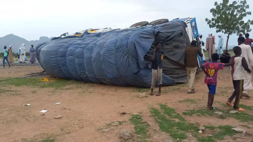 Tchad : un camion renversé lors d'une poursuite douanière à Mongo