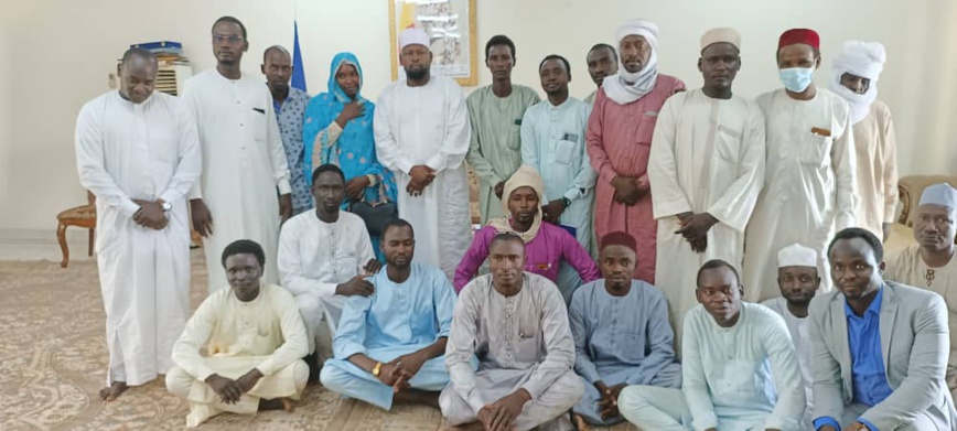 Tchad : les jeunes du Ouaddaï réclament leur droit à travailler au sein des ONG Tchad : les jeunes du Ouaddaï réclament leur droit à travailler au sein des ONG
