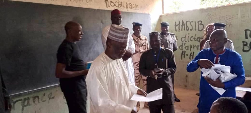 Tchad : le baccalauréat débute avec détermination et engagement à Laï, Abéché, Bébédjia et Sarh Tchad : le baccalauréat débute avec détermination et engagement à Laï, Abéché, Bébédjia et Sarh