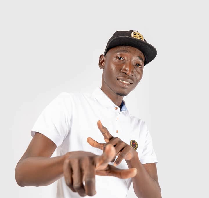 La passion de DJ Fina Sozo : Mettre en valeur la musique tchadienne La passion de DJ Fina Sozo : Mettre en valeur la musique tchadienne