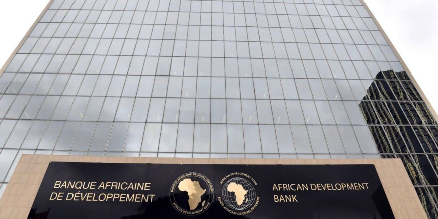 Ghana : un prêt de 23,04 millions de dollars de la BAD pour un quai flottant moderne