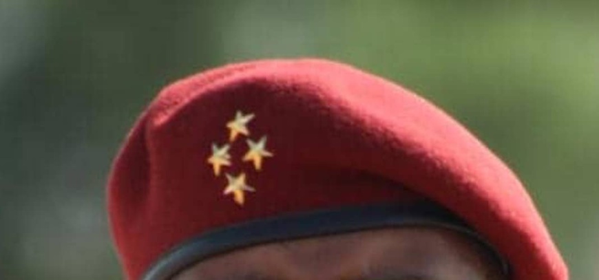 Tchad : 8 officiers généraux élevés exceptionnellement au grade de général de corps d'armée Tchad : 8 officiers généraux élevés exceptionnellement au grade de général de corps d'armée